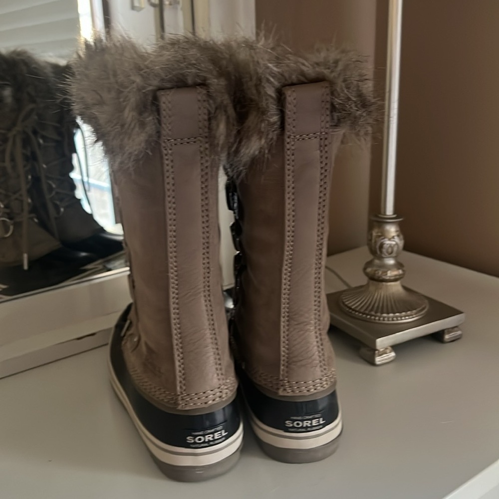 Brand new! NWOT SOREL WOMEN'S JOAN OF ARCTIC BOOT 7.5 - Picture 7 of 8